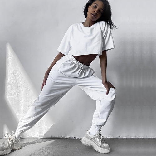 Damen sportliches Lounge-Set mit cropped Oberteil und bequemen Jogginghose Heidi-Mode