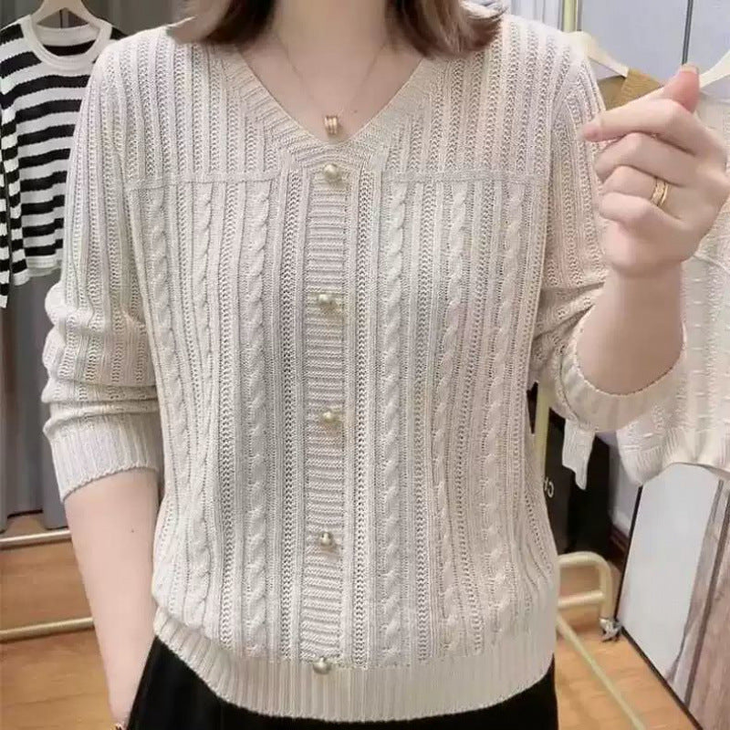 Damen Strickjacke mit feinem Zopfmuster und eleganten Perlenknöpfen Heidi-Mode