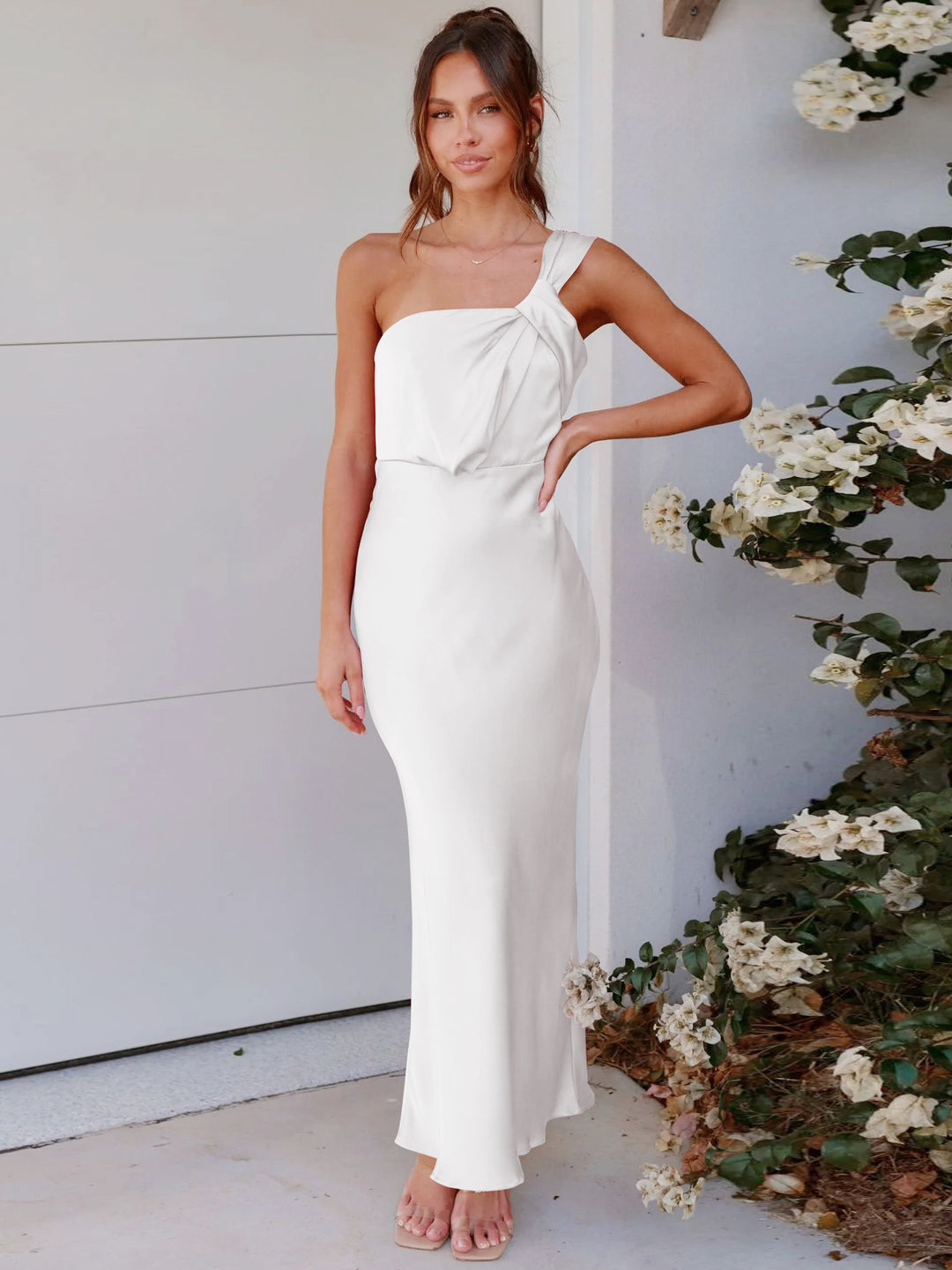 Damen elegantes Maxikleid mit einer Schulter und Knotendetail Heidi-Mode
