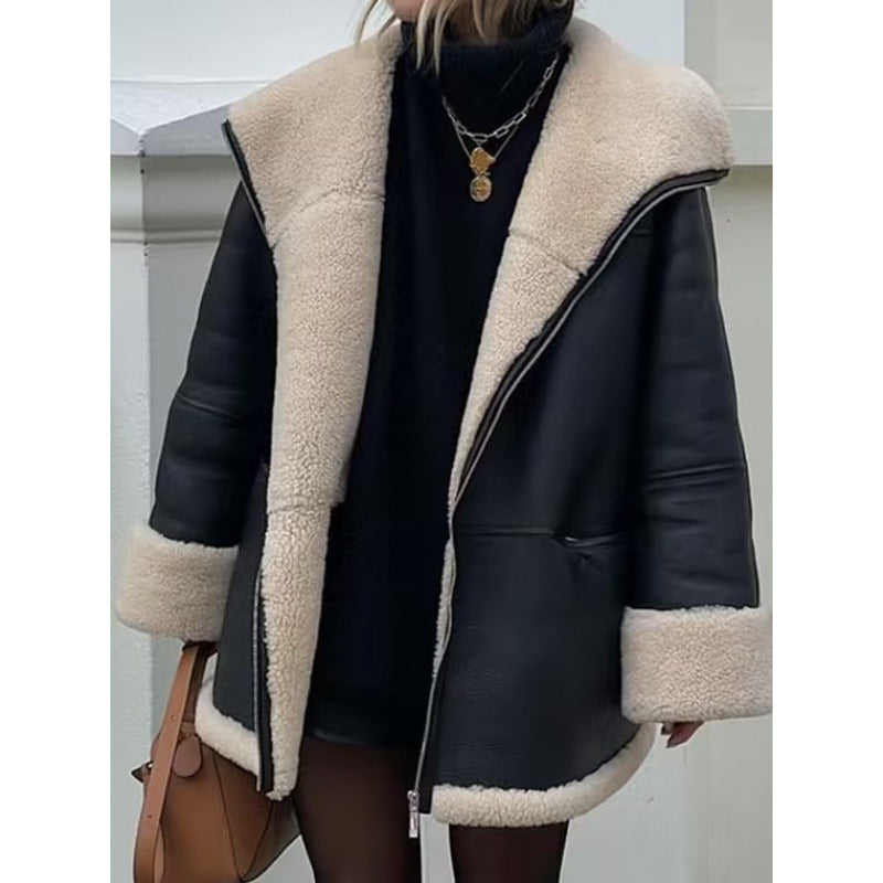 Damen Kunstlederjacke mit gemütlichem Teddyfutter und praktischen Taschen Heidi-Mode
