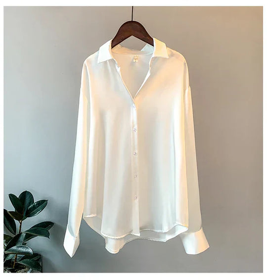 Heidi-Mode | Satin Bluse mit Knopfleiste
