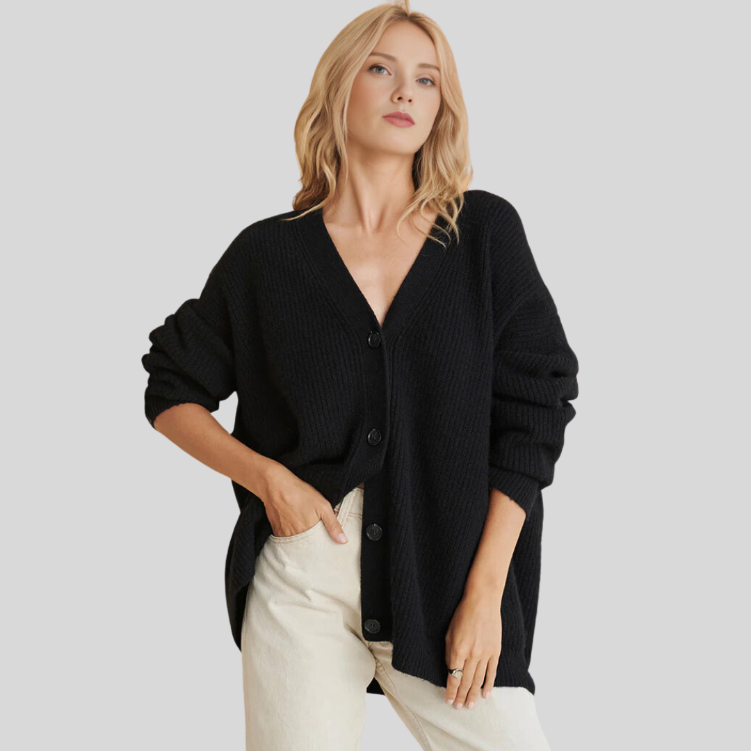 Heidi-Mode | In Eleganter Strickware für Frauen Scarlett