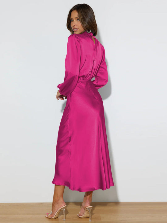 elegantes Satin-Abendkleid mit langen Ärmeln