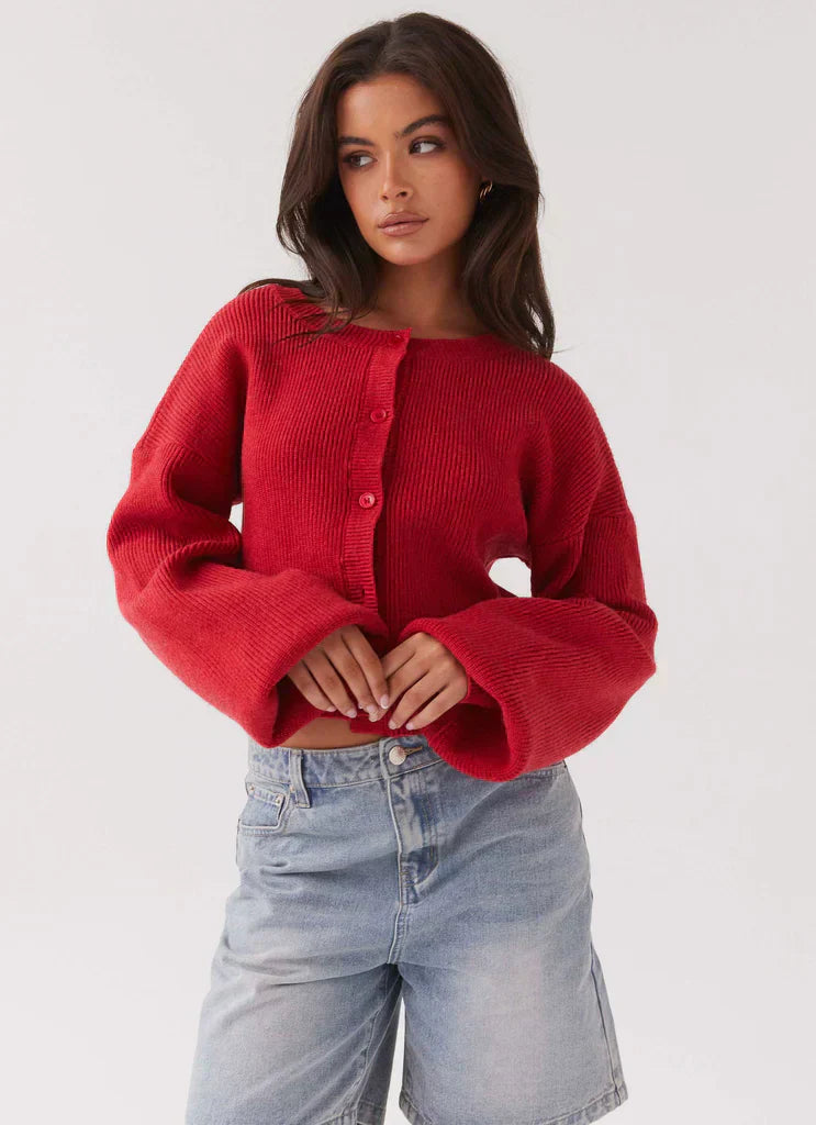 Heidi-Mode | Rote Strickjacke