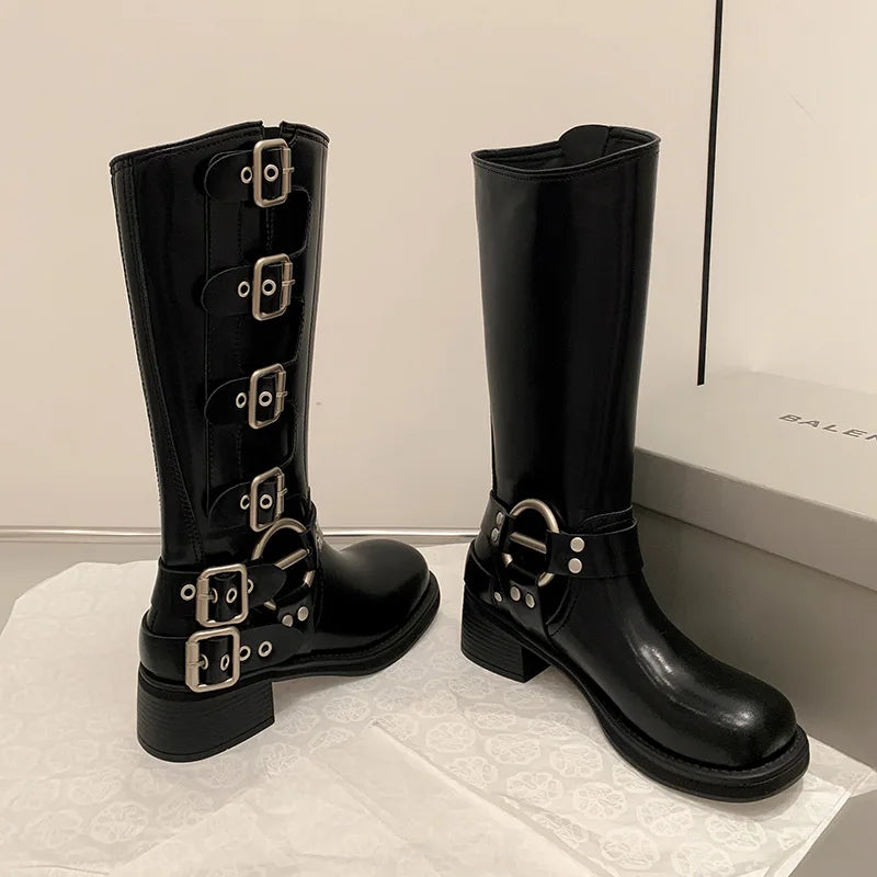 Heidi-Mode | Robuste orthopädische Kampfstiefel für Damen
