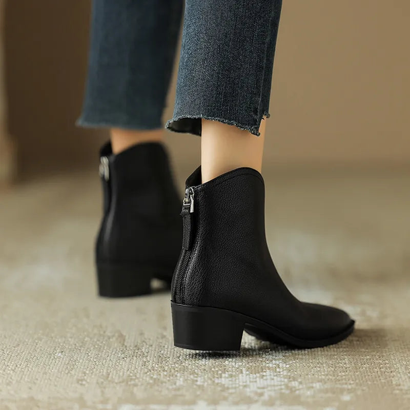 Heidi-Mode | Spitz zulaufende Stiefeletten für Damen – Schick & Vielseitig Stil