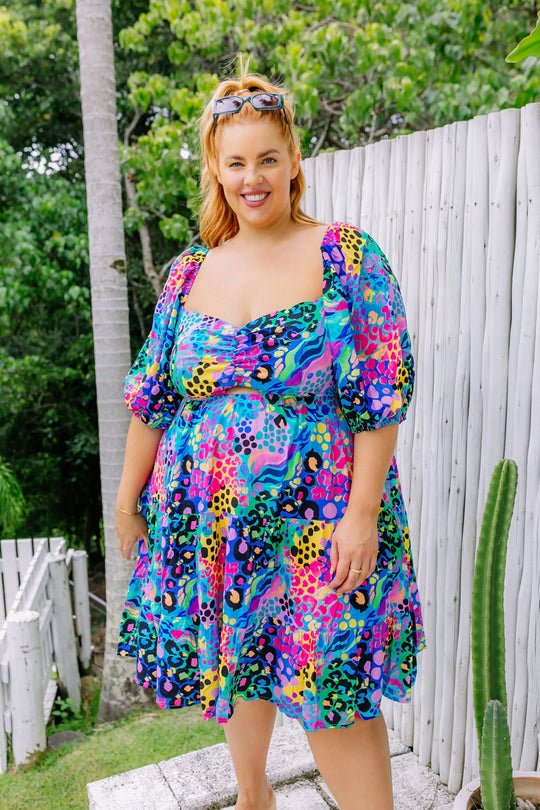 Heidi-Mode | Regenbogenkleid Muse Pantherdruck