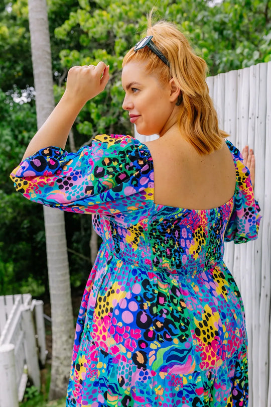 Heidi-Mode | Regenbogenkleid Muse Pantherdruck