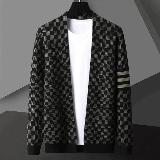 Heidi-Mode | Warme Wolljacke mit Knopfleiste