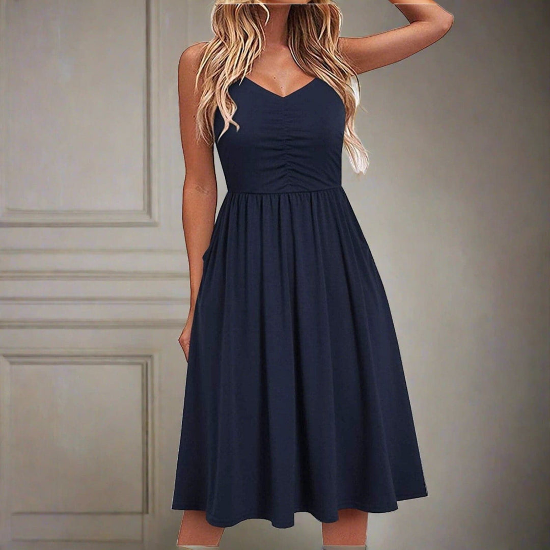 Heidi-Mode | Elegantes Midikleid für Den Sommer