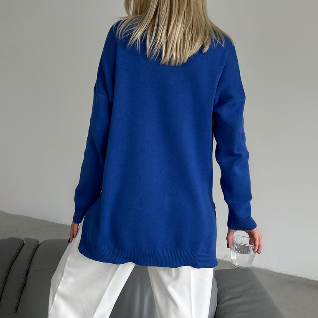 Lose Rollkragenpullover mit Seitenschlitz