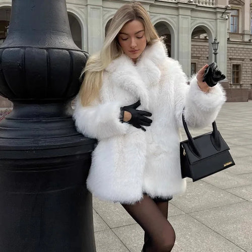 Heidi-Mode | luxuriöser und weicher Wintermantel