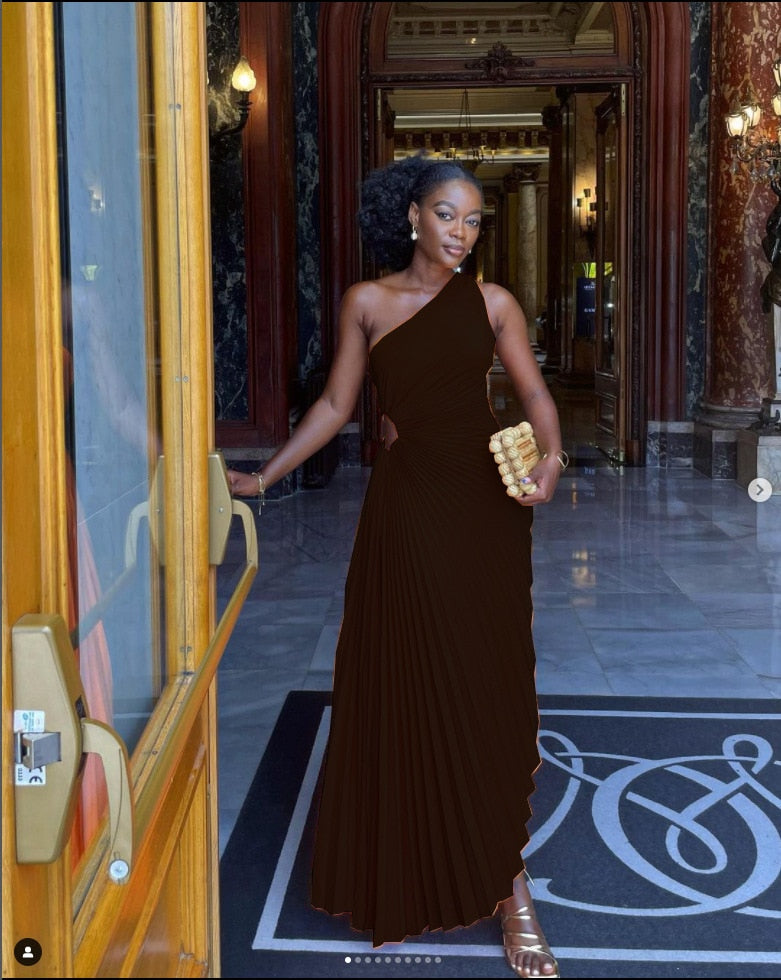 Heidi-Mode | Exklusive Robe aus Hochwertigem Stoff