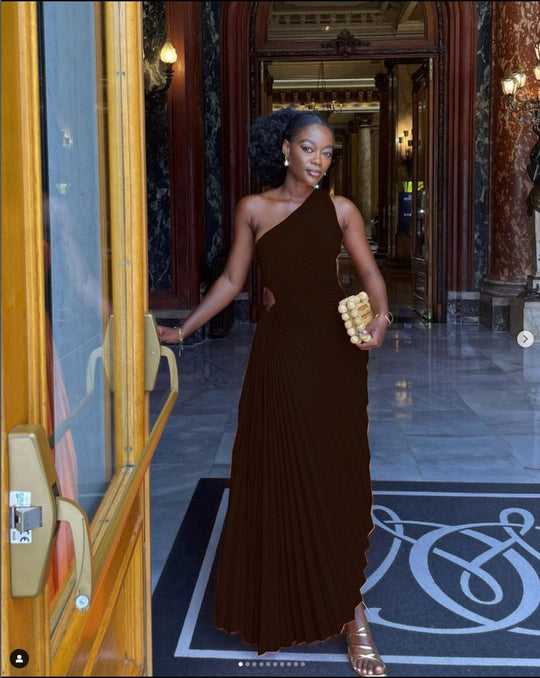 Heidi-Mode | Exklusive Robe aus Hochwertigem Stoff