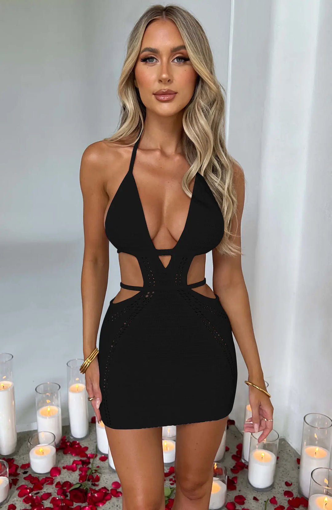 Heidi-Mode | Hollow Out Halter Sexy Mini Kleid Frauen Sommer Neu Ohne Ärmel Rückenfrei Enganliegend Klub Party Strick Tank Kleid Vestido