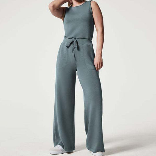 lockerer ärmelloser Jumpsuit mit weitem Bein