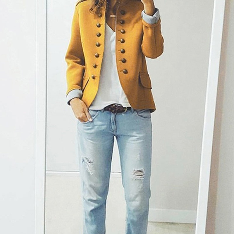 Heidi-Mode | Blazer Mit Modernen Knöpfen Für Einen Schlanken, Trendigen Look