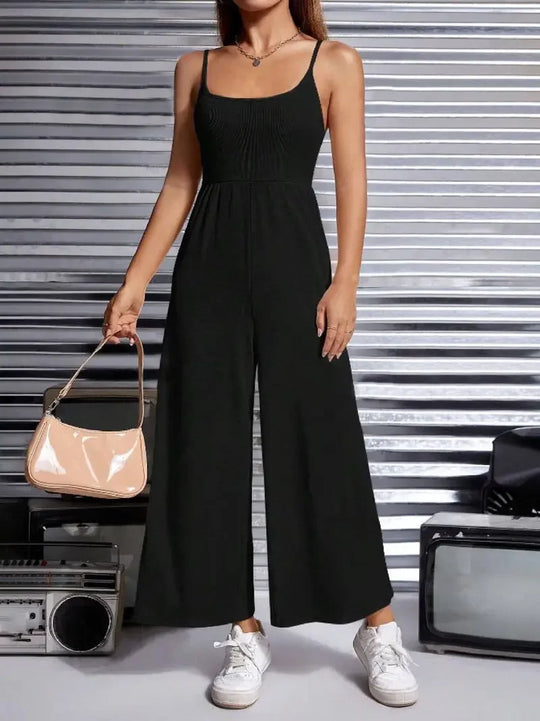 Ärmelloser Jumpsuit mit weitem Bein