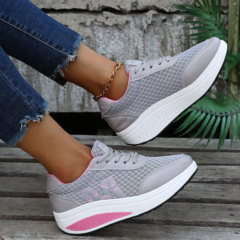 Heidi-Mode | Bequeme Keilschuhe mit Schnürsenkeln für Damen Stil und Komfort Vereint