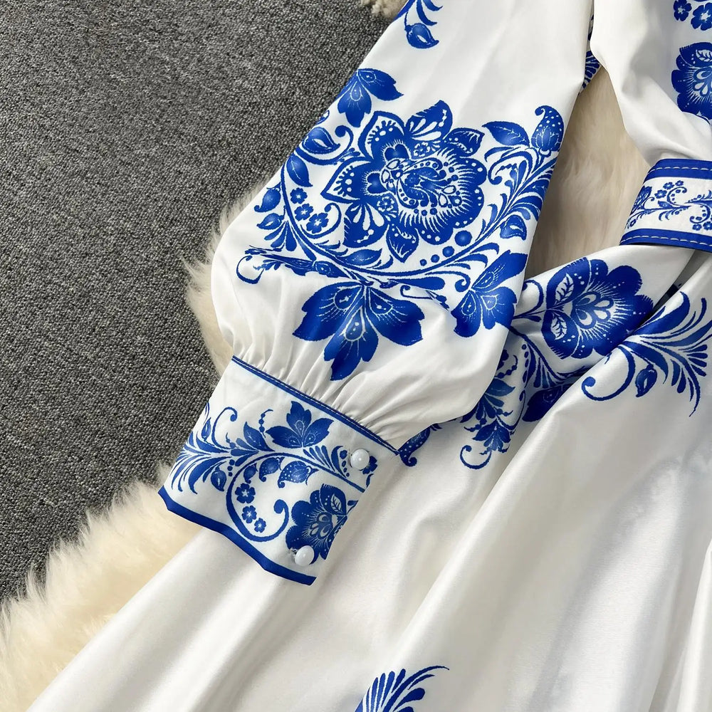 Heidi-Mode | Neue Mode Catwalk Rot und Weiß Porzellan Kleid Frauen Stehen Lange Laterne Ärmel Blau Blumenmuster Hemd Robe Vestidos