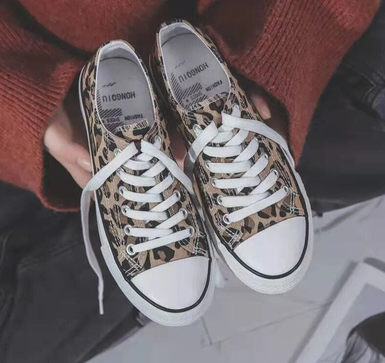 Heidi-Mode | Panther Stilvolle Orthopädische Sneaker