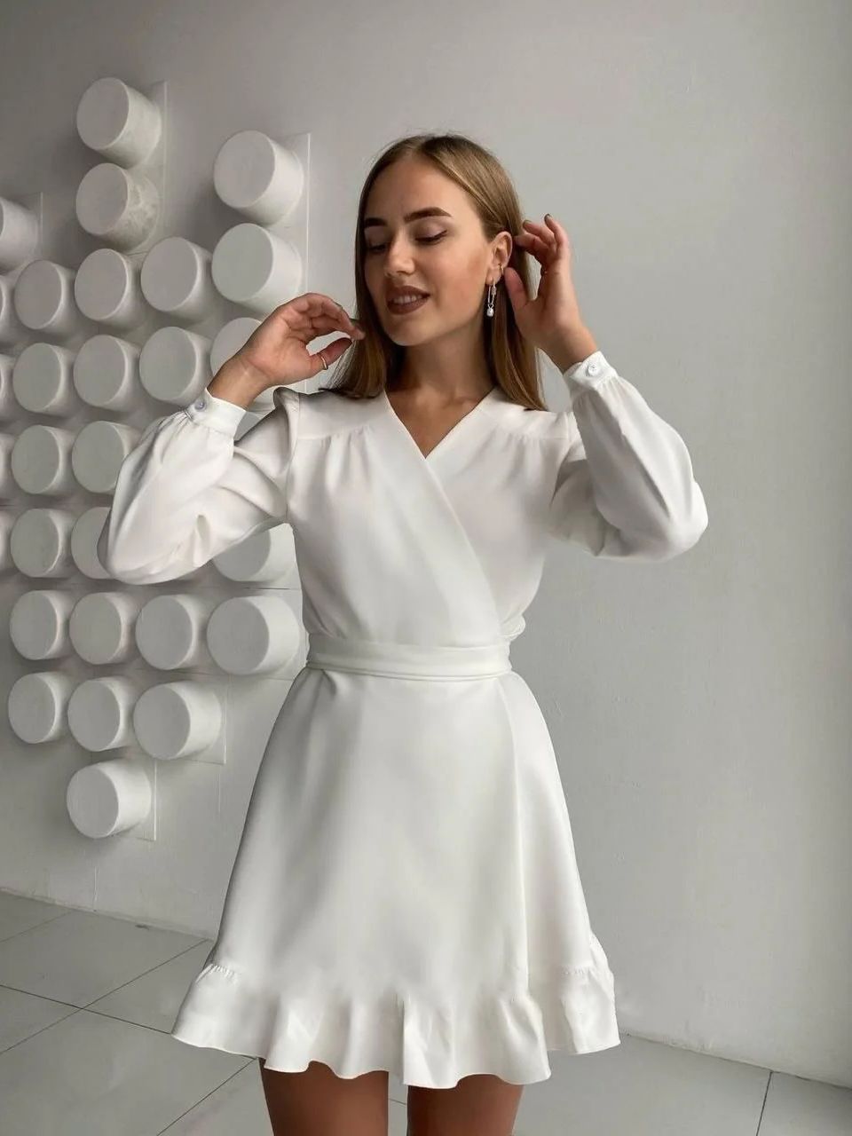 elegante mini-jurk met lange mouwen