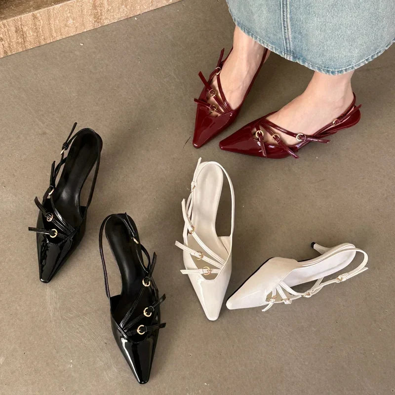 Heidi-Mode | Schnallenriemen Pumps