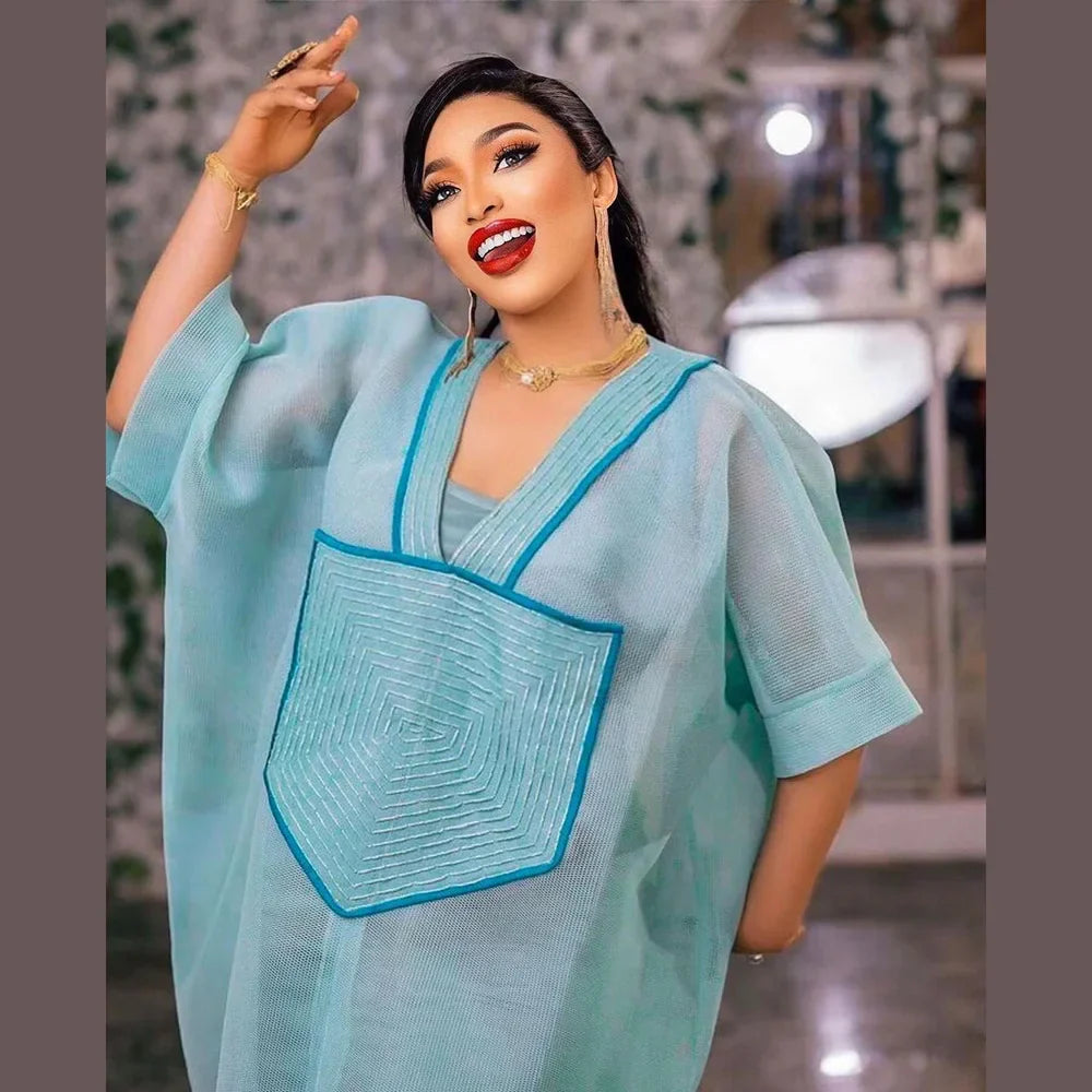 Heidi-Mode | Afrikanisches Modernes Design Blau Mesh Bestickt Tiefer V-Ausschnitt Plus Size Rock mit Unterrock Afroamerikanische Frauen Kleid