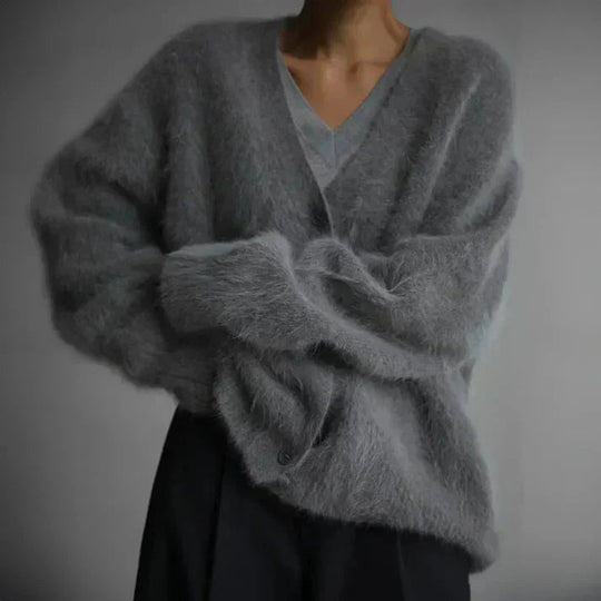 Heidi-Mode | Flauschiger Wollknopf-Strickpullover