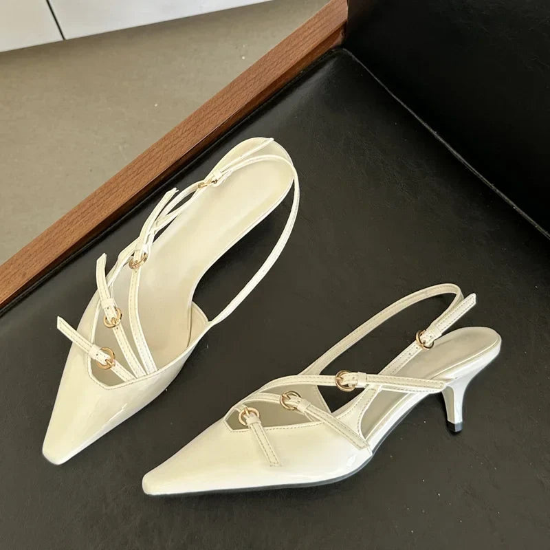 Heidi-Mode | Schnallenriemen Pumps