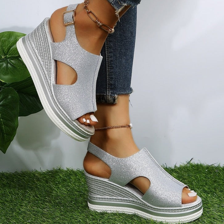 Heidi-Mode | Orthopädische Keil Sandalen für Den Sommer