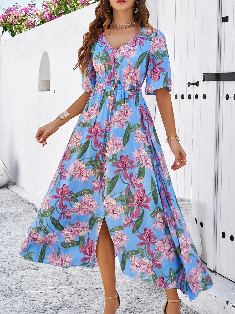 Sommerlich bedrucktes Midikleid