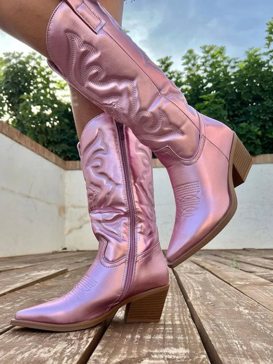Elegante metallische Cowboy-Stiefel