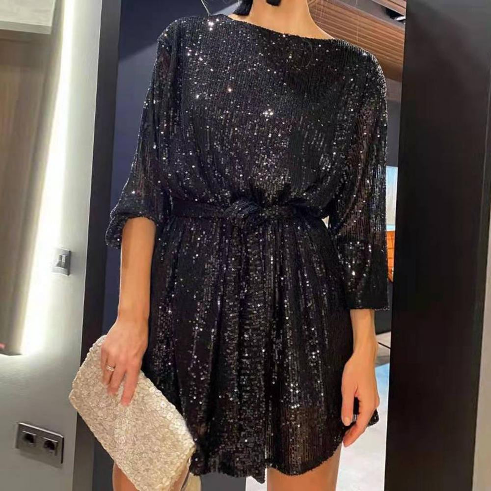 Heidi-Mode | Glitzernde Abendgarderobe für Damen