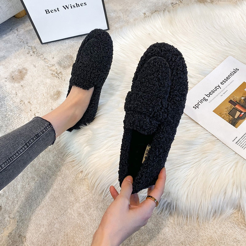 Heidi-Mode | Warme Damen Pantoffeln aus Plüsch Flauschige Hausschuhe