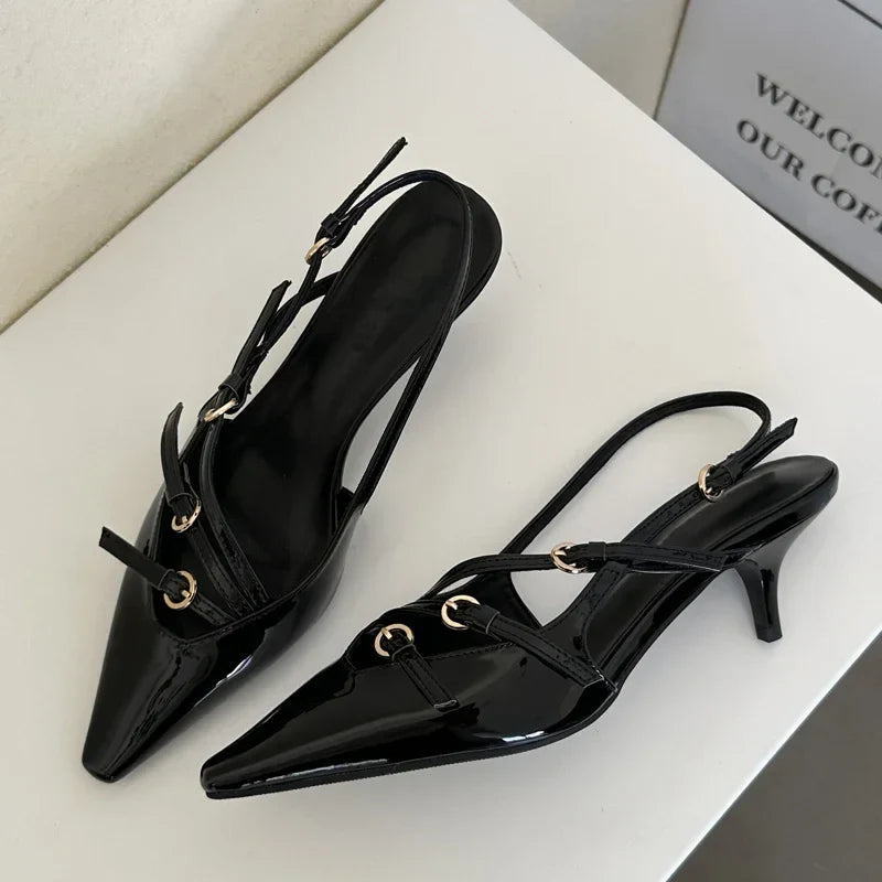 Heidi-Mode | Schnallenriemen Pumps
