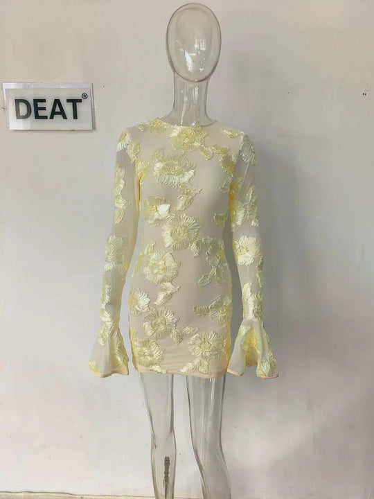 Heidi-Mode | Mode Damen Stickerei Blume Rücken Hohle aus Kleid Frühling Trendy O-Ausschnitt Flare Ärmel Kleider Weiblich