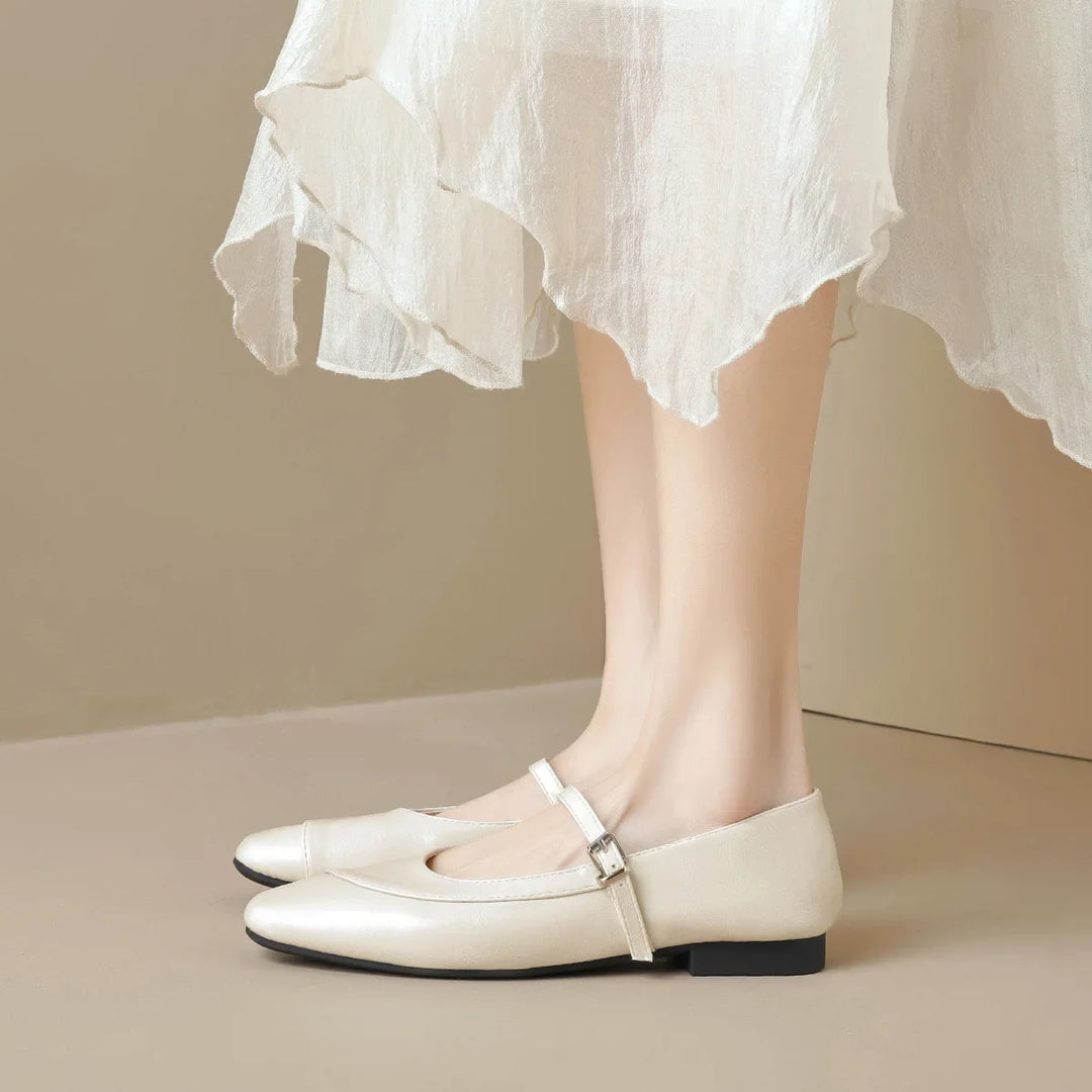 Heidi-Mode | Elegante High Heels Marie Jane Schuhe mit Bootsschuh-Details