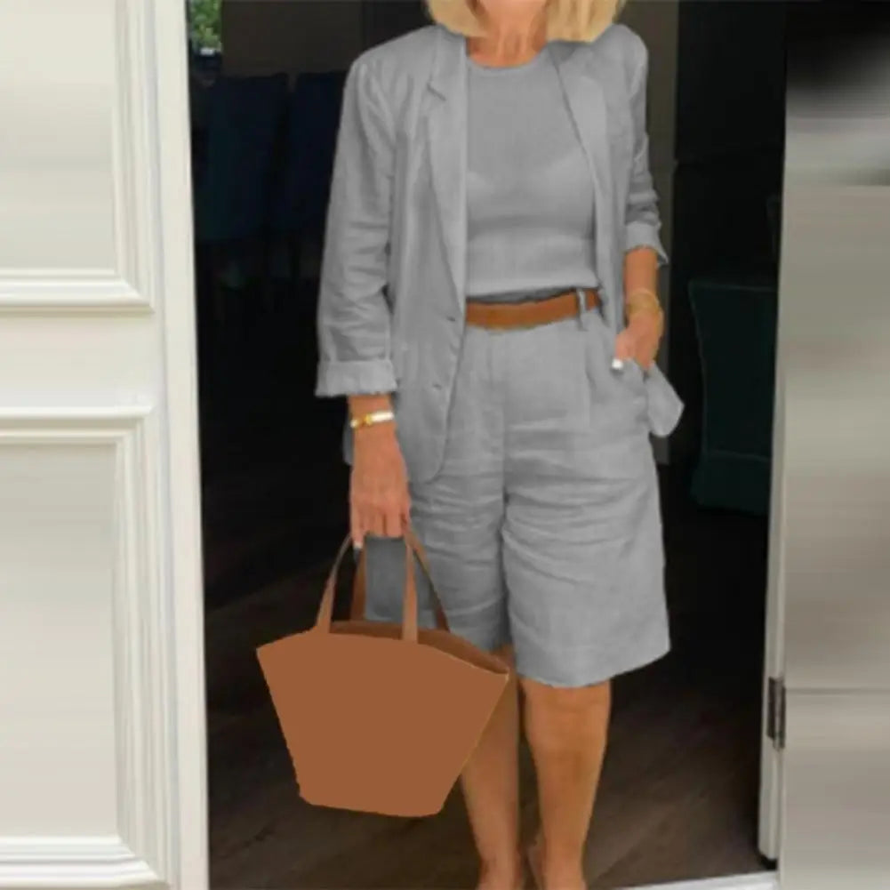 Luxuriöser Blazer & Shorts Set