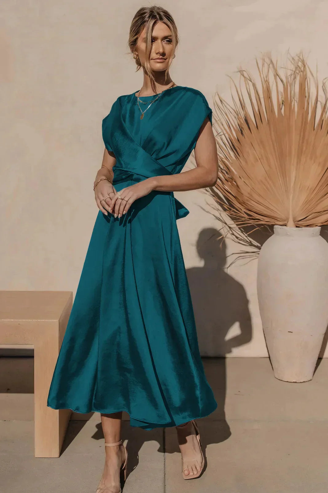 Heidi-Mode - Elegantes Festkleid aus Satin-Seide für Frauen