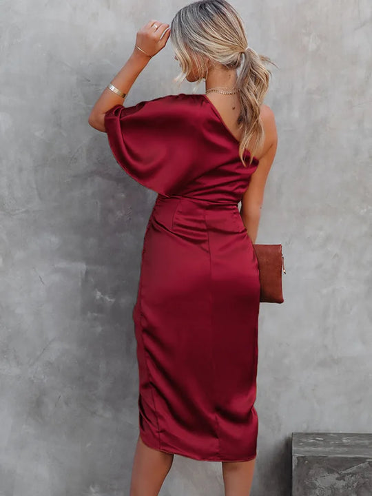 Ein-Schulter-Bodycon-Satin-Kleid