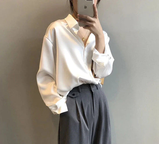 Heidi-Mode | Moderne Seidenbluse für Damen mit Knöpfen