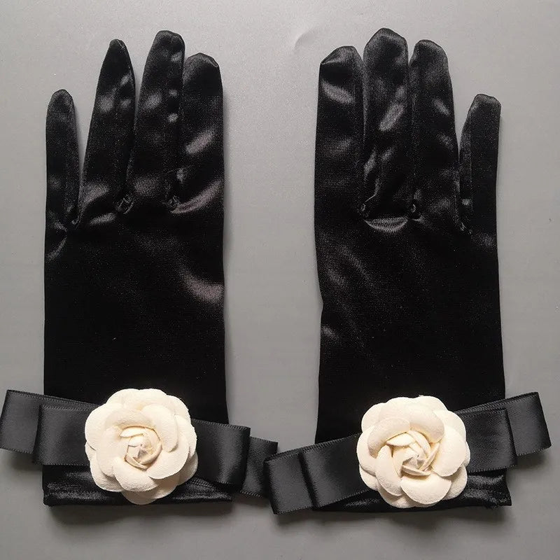 Heidi-Mode | Weinlese Schwarze Kurze Satin Hepburnhandschuhe