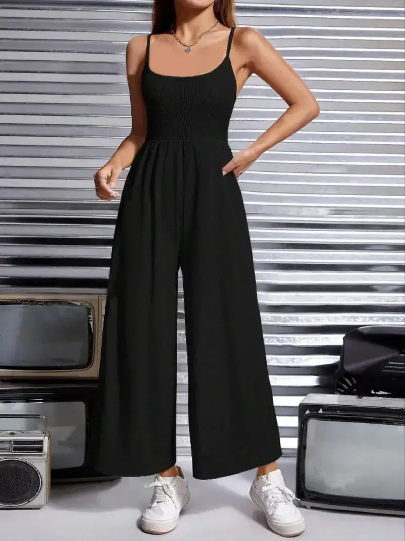 Ärmelloser Jumpsuit mit weitem Bein