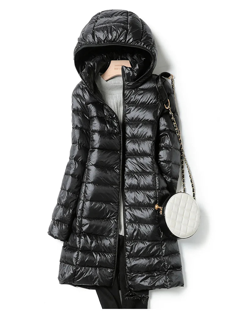 Heidi-Mode | Leichte Damen Daunenjacke mit Abnehmbarer Kapuze
