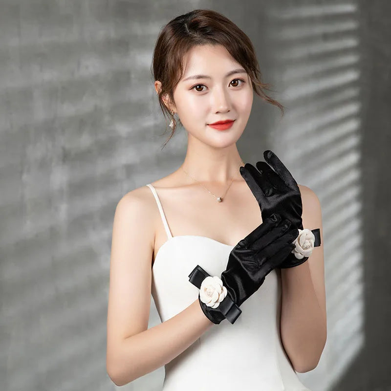Heidi-Mode | Weinlese Schwarze Kurze Satin Hepburnhandschuhe