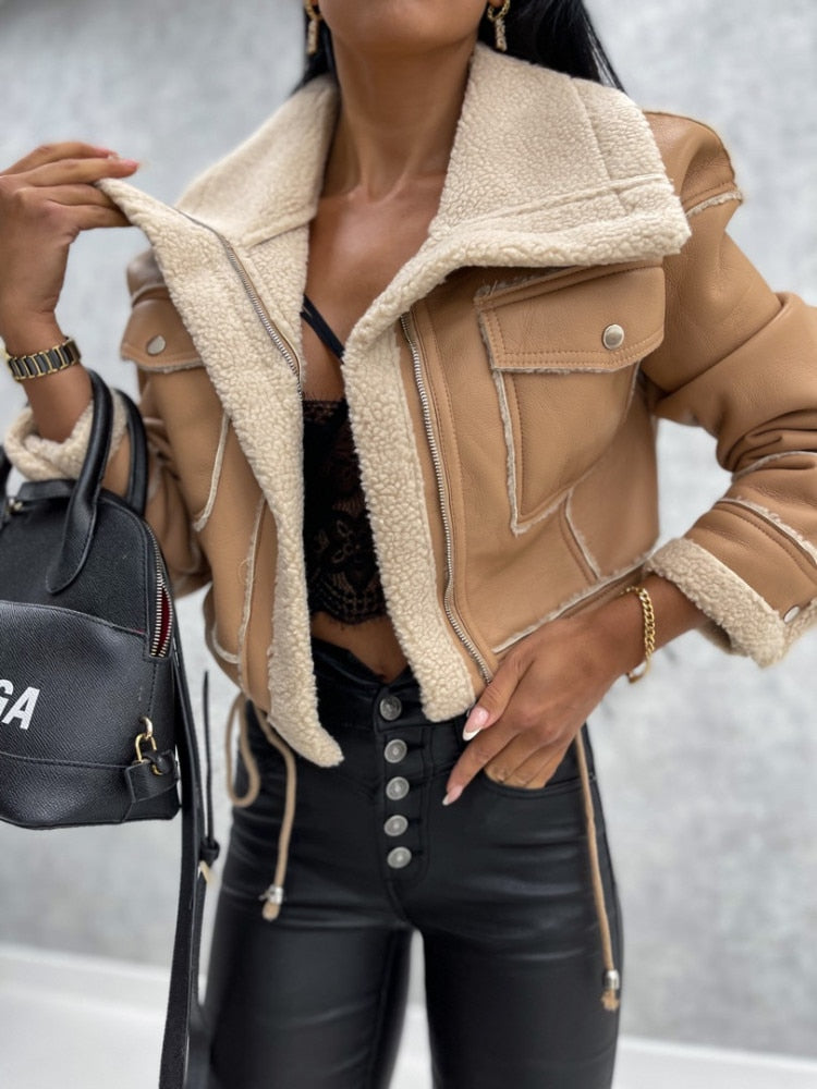 Heidi-Mode | Stylische Kunstlederjacke