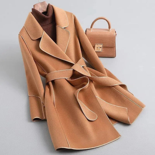 Luxuriöser Trenchcoat