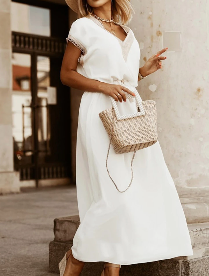 Lässiges Sommerkleid mit V-Ausschnitt und Taillenbund für Damen