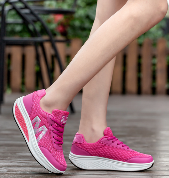 Heidi-Mode | Bequeme Keilschuhe mit Schnürsenkeln für Damen Stil und Komfort Vereint